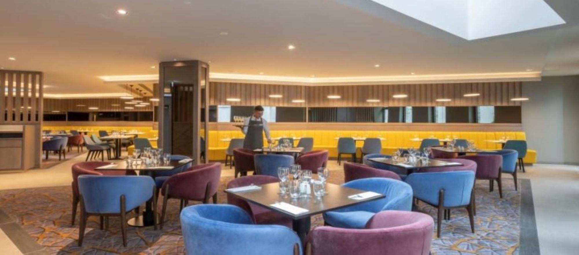 Maldron Hotel Merrion Road Dublin Exteriör bild